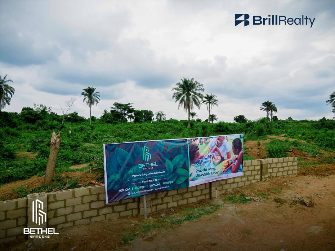 Strategically positioned on Ijaye, Moniya-Iseyin Road, Bethel Gardens boasts convenient access to essential amenities while providing a tranquil escape from the city's hustle and bustle.