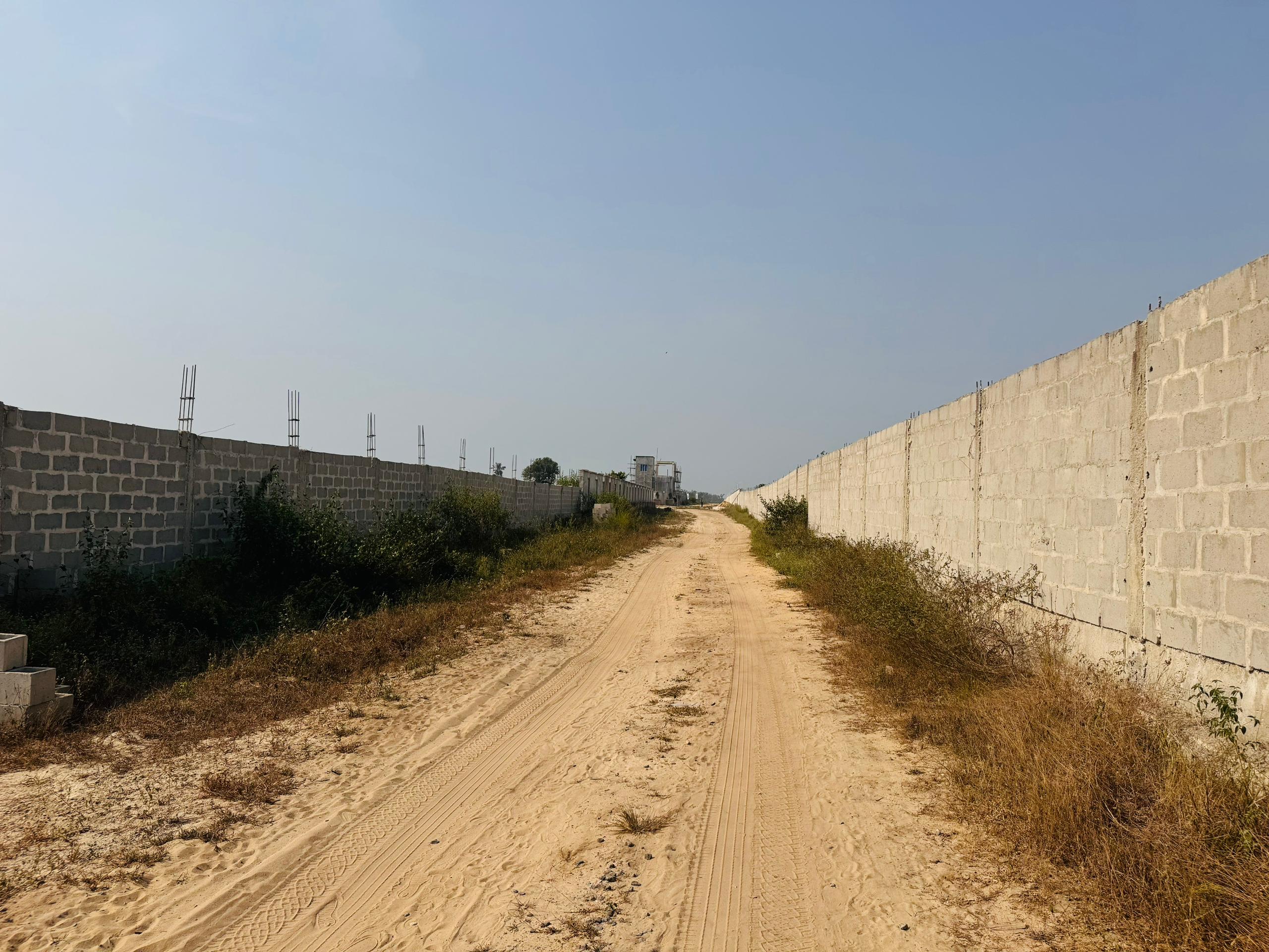 Experience the pinnacle of urban living at Mega One Lagos, a prestigious estate nestled along the Lekki-Epe Expressway
