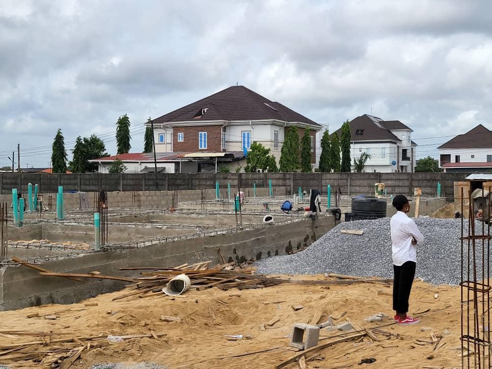 Situated within the well-established Hi Life Estate on Ogombo Road, Abraham Adesanya, Lekki, Vineyard 2 offers