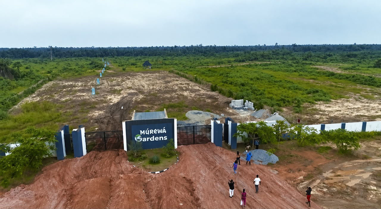 Land for sale in Murewa Garden Prestige, Ketu-Epe along the expressway. Starting at ₦8M with ₦2M deposit & 6 months interest-free plans.